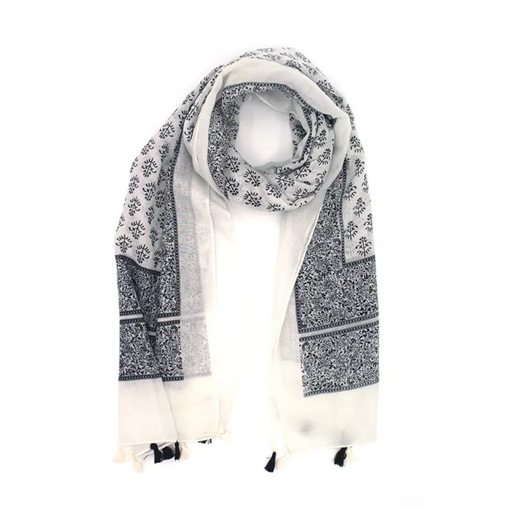 Çiçekli Poli Kadın Eşarpları