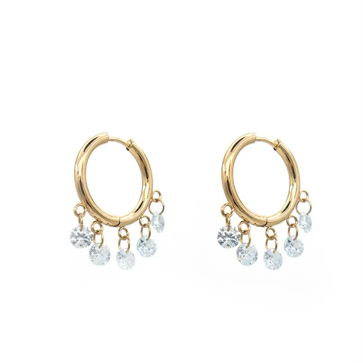 Altın Zarif Küpeler