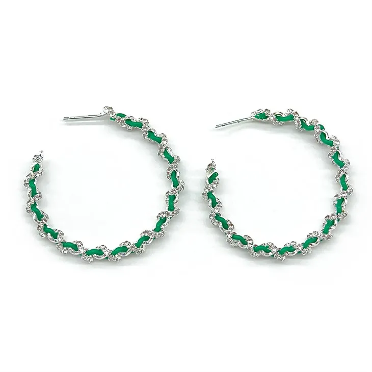 Yeşil Değerli Taş Dokulu Küpe